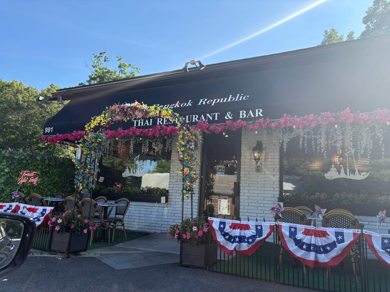 Bangkok Republic Restaurant – Wilton, Connecticut