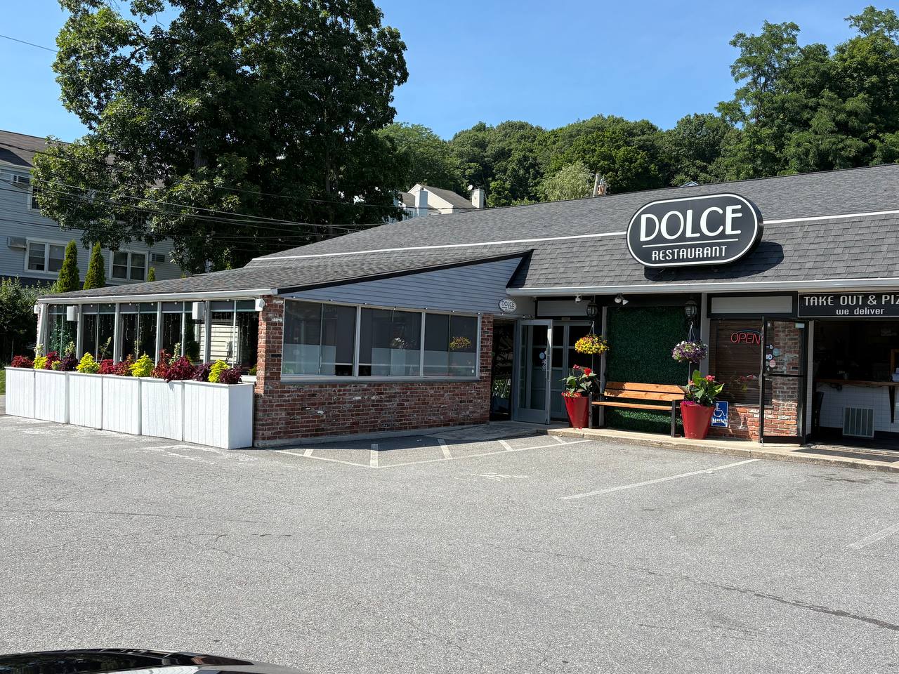 Dolce – Danbury, Connecticut